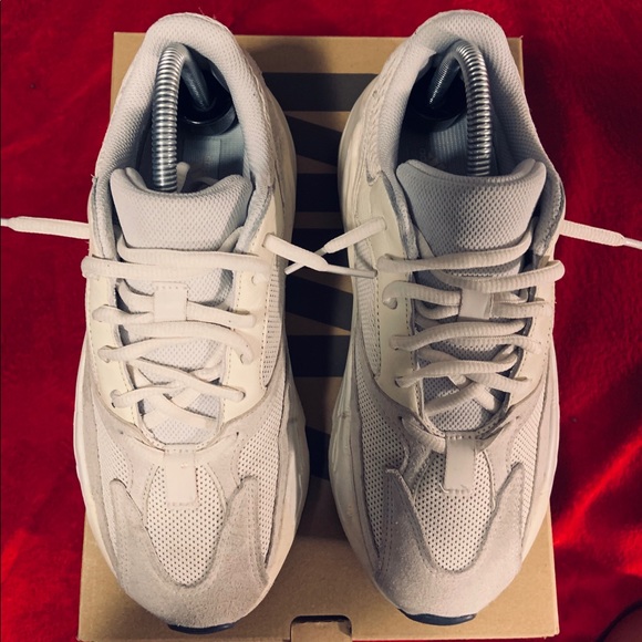 YEEZY BOOST 700 ANALOG - Picture 4 of 8